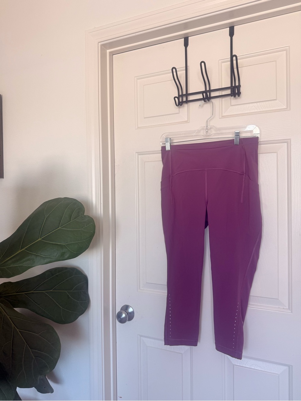 lululemon athletica Plum Capri Leggings